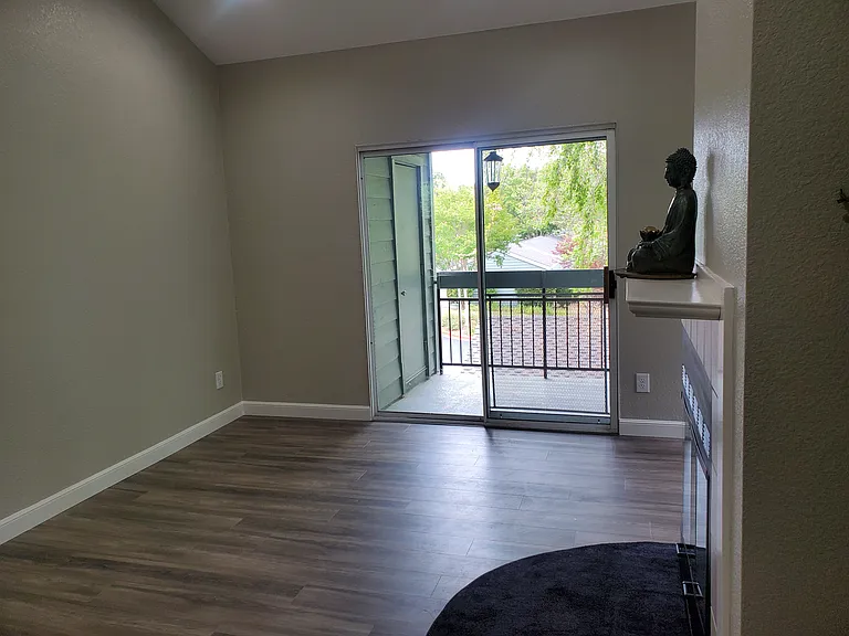 7815 Canyon Meadow Cir #B — Photo 5
