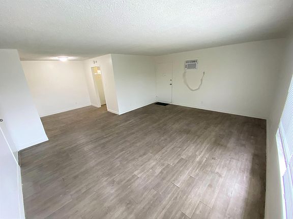5th image of 1001 E Newmark Ave APT 8