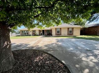3601 Grandview St, Plainview, TX 79072