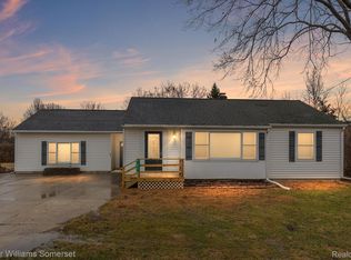 1278 E Maple Ave, Flint, MI 48507