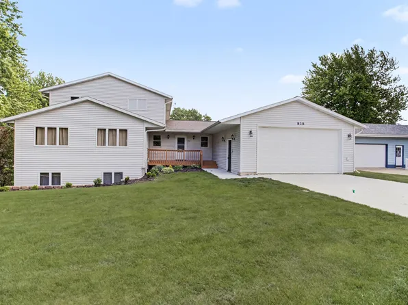 838 3rd St, Jewell, IA 50130