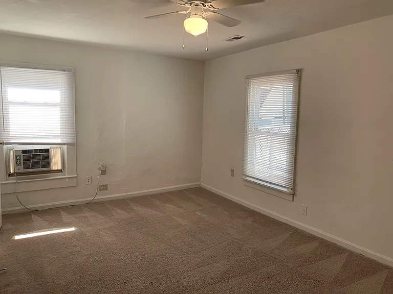 1354 W 42nd St — Photo 10