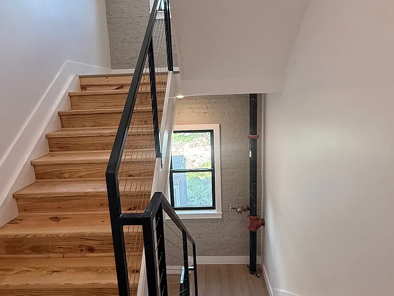 510 W Liberty St #12 — Photo 9