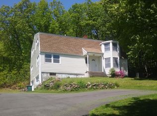 1382 Shepard Ave, Hamden, CT 06518