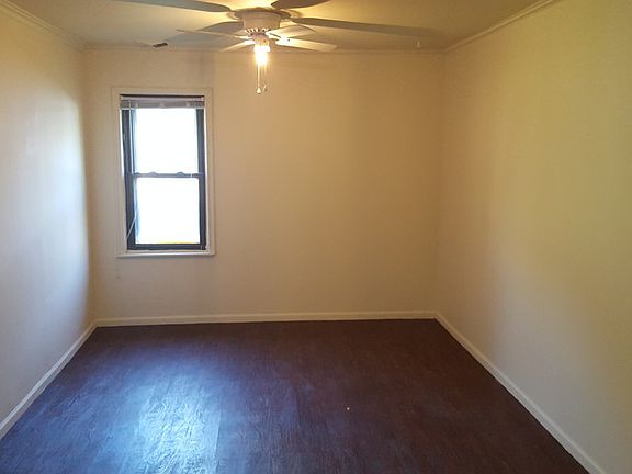 5th image of 525 N Lavergne Ave