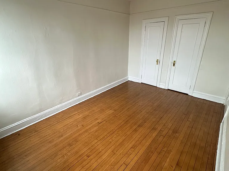 1544 Gillespie Ave #3D — Photo 5