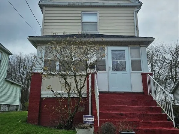115 Madison St, Campbell, OH 44405