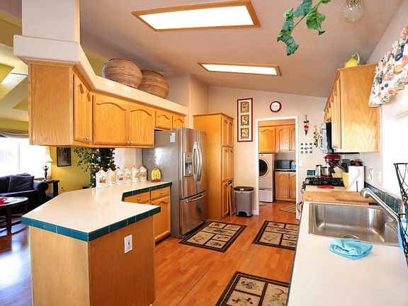 4th image of 315 Chateau La Salle Dr #315