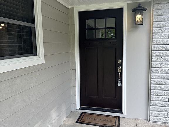 4th image of 2516 Colony Ct