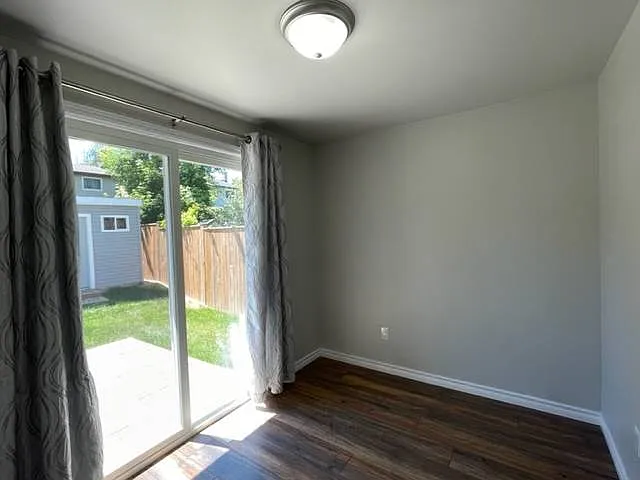 113 Cornerbrook Cres #1 — Photo 14