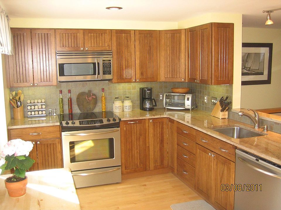 Gorgeous remodeled kitchen with professional grade appliances and granite