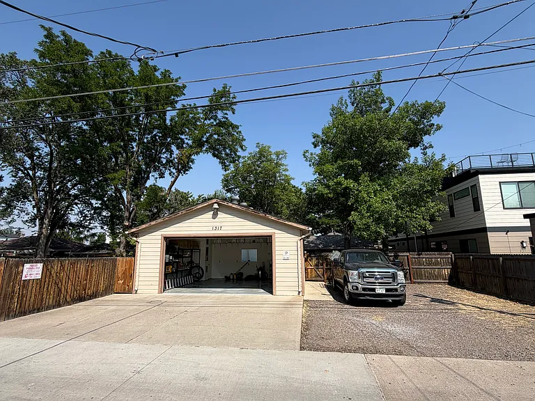 1317 Zenobia St — Photo 18