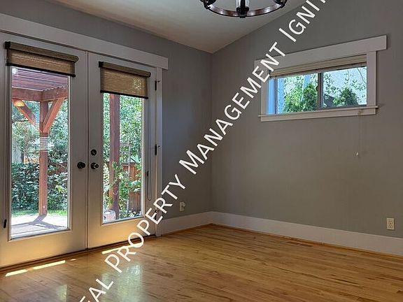 5th image of 2955 NW Bordeaux Ln