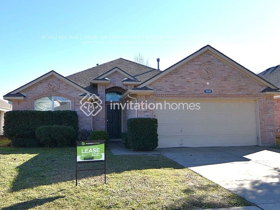 1st image of 1009 Silver Spur Ln