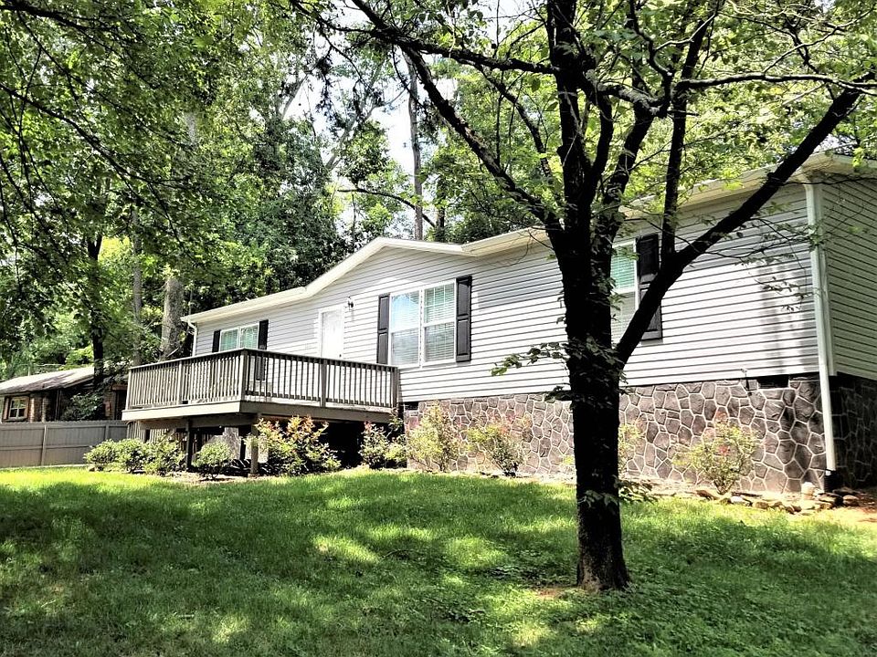 1st image of 4913 Moss Dr