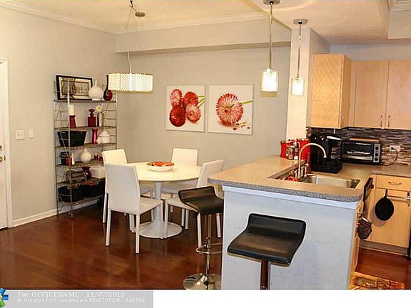 3rd image of 533 NE 3rd Ave APT 121