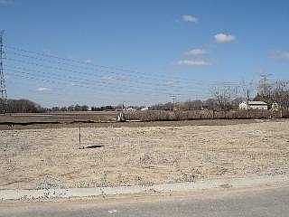 2nd image of 4033 Edge View Dr