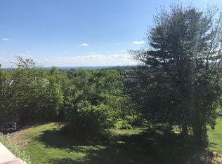 230 Eastern Ave APT 302, Manchester, NH 03104