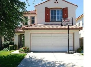 25818 Hammet Cir, Newhall, CA 91381