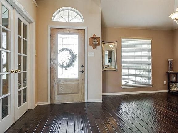 5th image of 117 Langley Ct