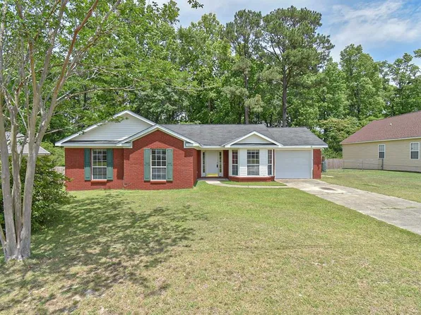 52 Fleetside Ct, Kinsey, AL 36303