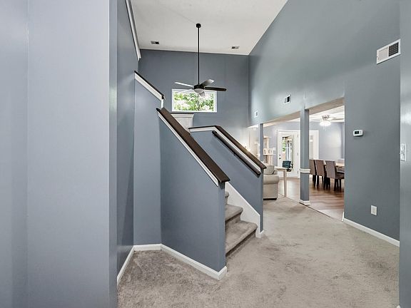 3rd image of 2113 Belmont Dr