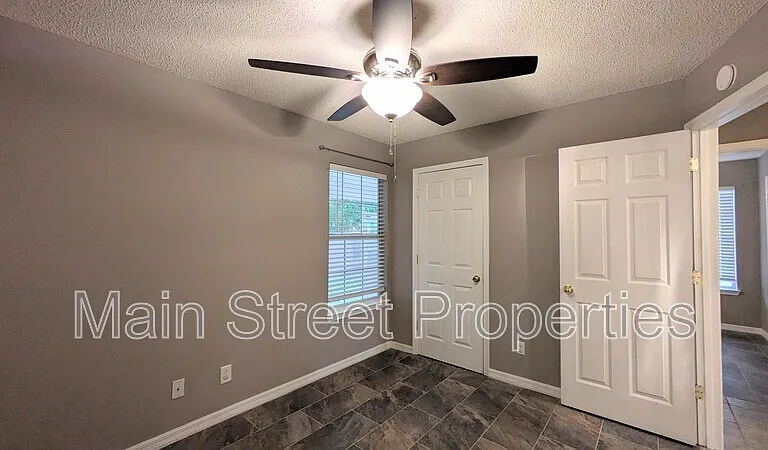 3180 Birdseye Cir — Photo 27
