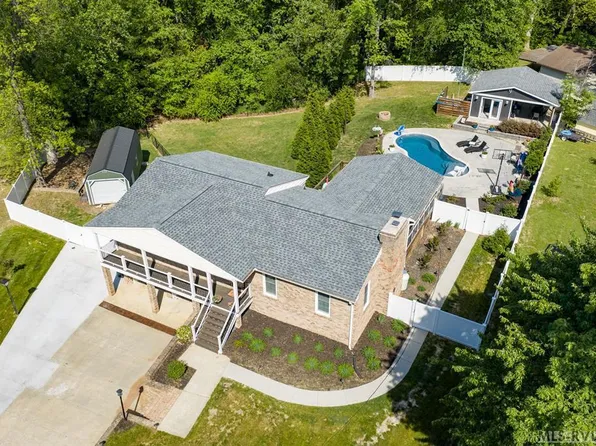 103 Still Forest Pl, Roanoke Rapids, NC 27870