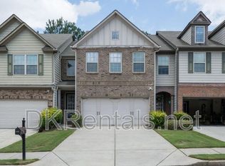 1555 Creek Bend Ln, Lawrenceville, GA 30043