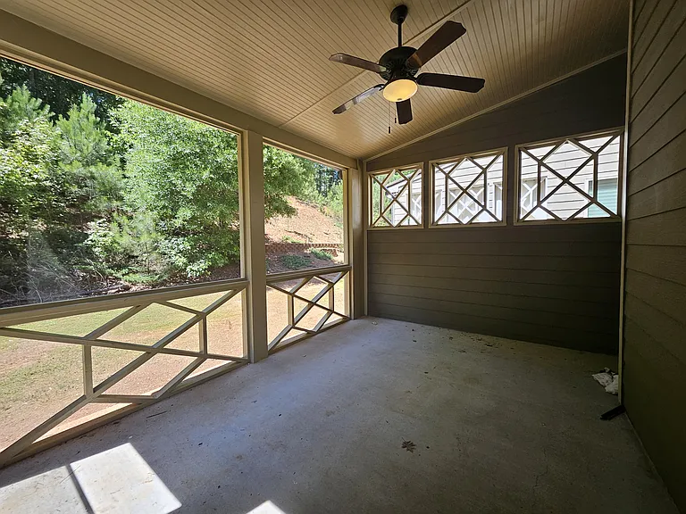 5096 Apple Grove Rd — Photo 11