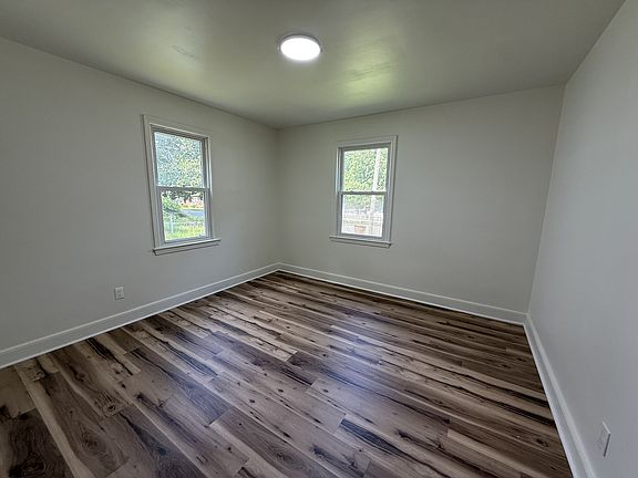 2nd image of 1302 Highland Ave