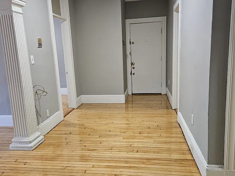 59 Brighton Ave — Photo 3