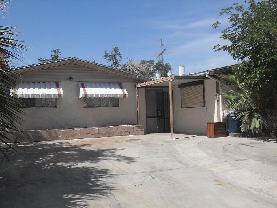 1st image of 3020 Roseville Way