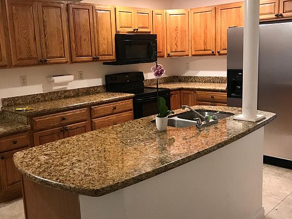 5th image of 2135 W Bond Dr