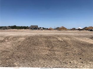 2 Teller Dr, Bryan, TX 77808