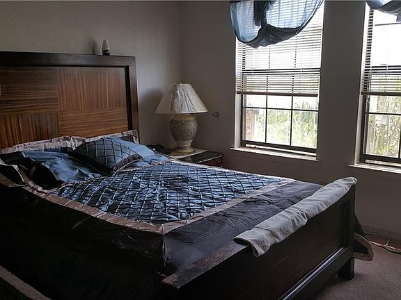 2nd image of 1025 Chiricahua Dr