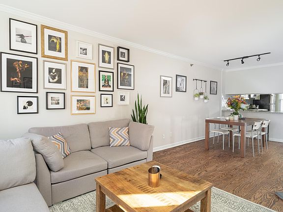 4th image of 50 N Broadway Ave #4A