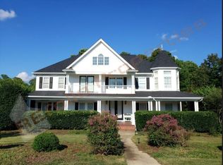 200 Circle On The Grn, Cary, NC 27519