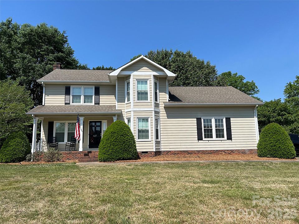 1st image of 837 Deerfield Dr