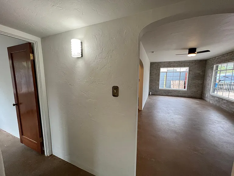1414 E Palm Ln — Photo 10