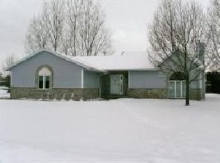 1147 Coprinus Dr, Green Bay, WI 54313