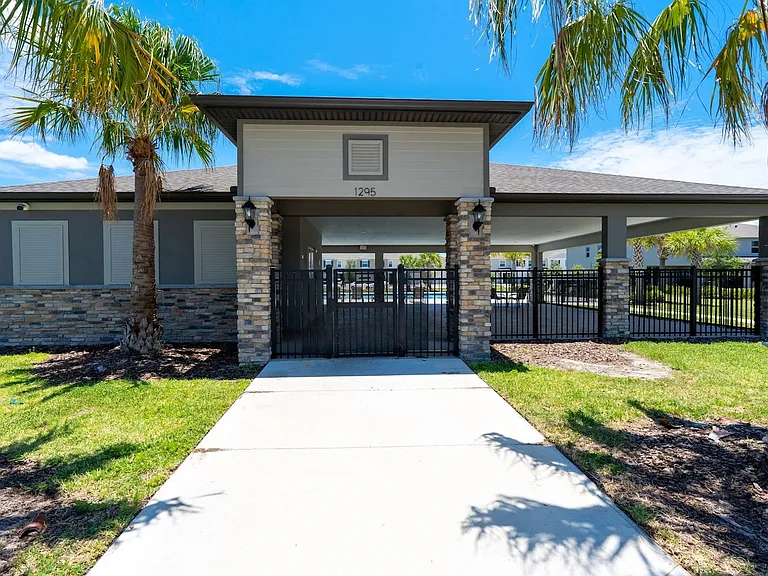 1456 Isleta Loop — Photo 62