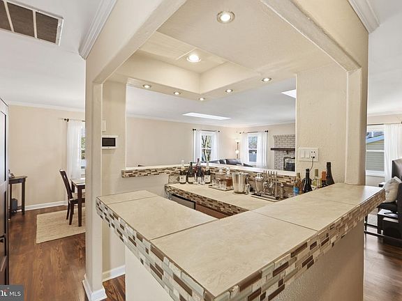 5th image of 2907 Tarragon Ln