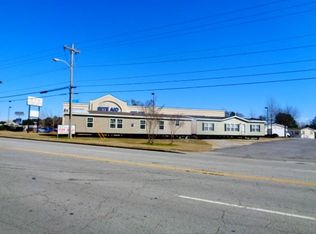 1018 E North 1st St, Seneca, SC 29678