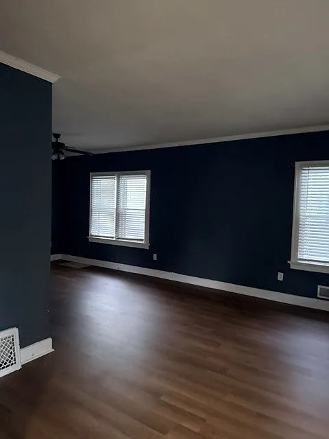 1954 Berkshire Place - HSE — Photo 4