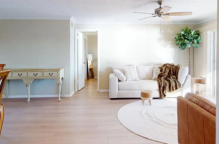 3606 Belle Vista Dr E — Photo 10