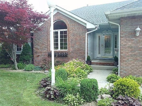 Nice curb appeal.