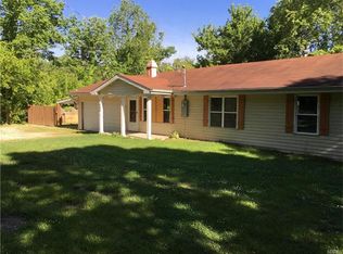 540 Larry Elliott Dr, Ballwin, MO 63021