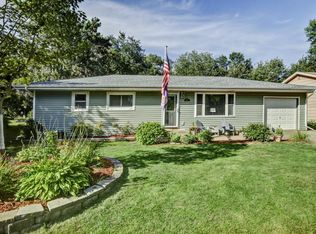 907 Saint Croix St N, Hudson, WI 54016