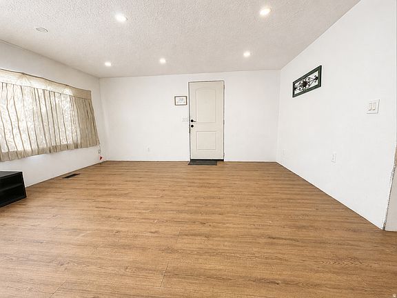 2nd image of 3355 S Eastcrest Rd #127